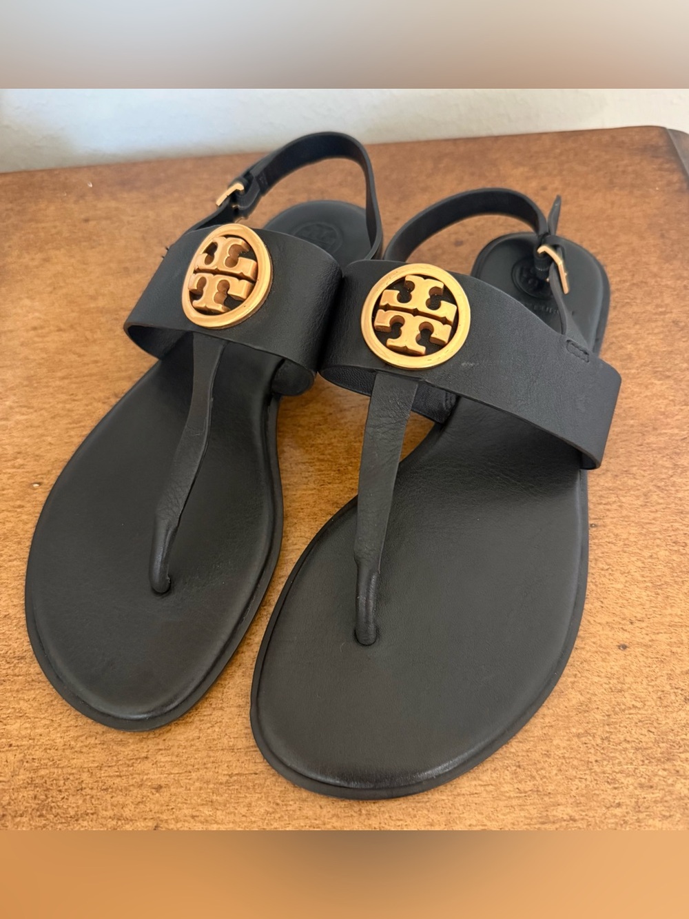 Tory Burch Bryce Leather Black Sandal Flat Thong 7.5